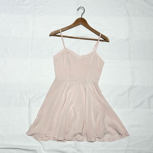 Talula Aritzia Lipinski Skater Dress in Light Pink - Picture 6 of 16